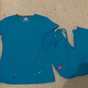 Sold 🚨Teal Dickies Medical Scrub Set XXS